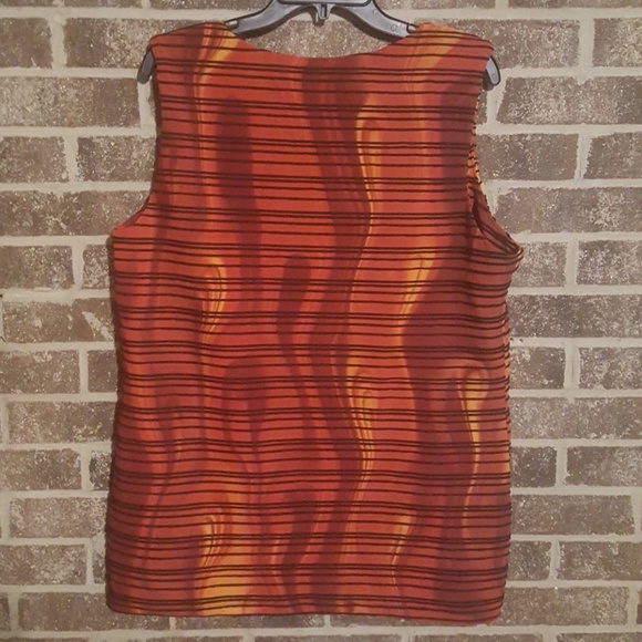 New Directions Woman Top - Picture 3 of 3